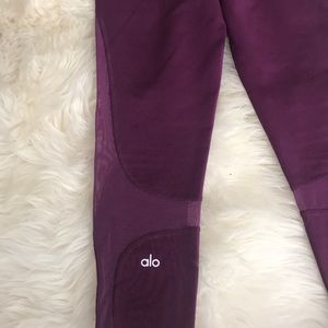 Alo Yoga High Waist Mesh Capri